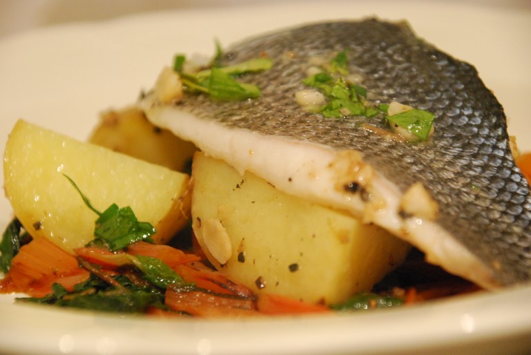 Sea Bass with Garlic and Lemon (16).JPG